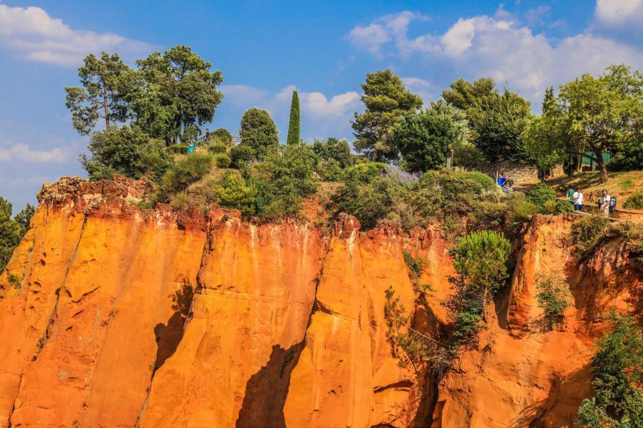 הוילה Roussillon en Isere Poterie De Pierroux מראה חיצוני תמונה