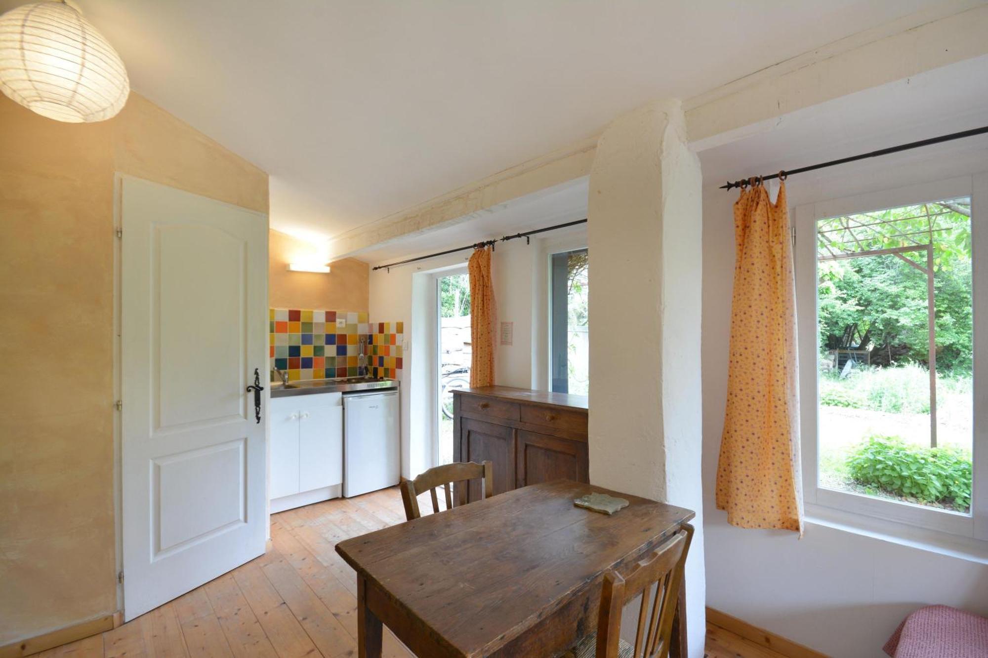 הוילה Roussillon en Isere Poterie De Pierroux חדר תמונה